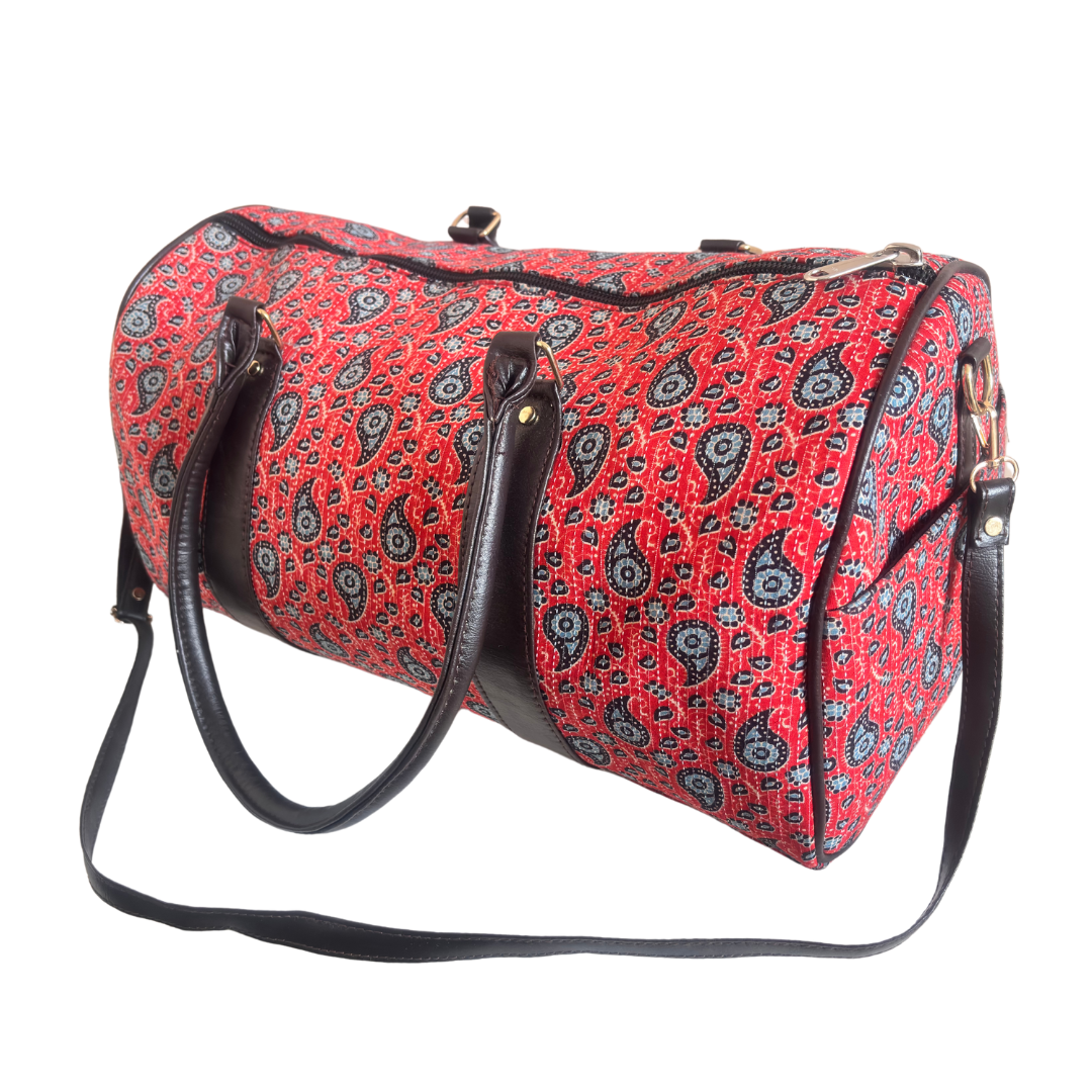 Raahgir Edition Duffle Bags :- Your Travel Companion for Unforgettable Voyages (Red)