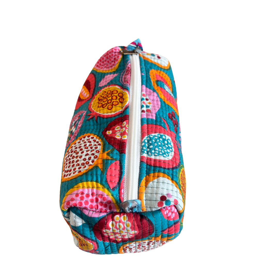 The Alfred Edition Travel Accessory:- Premium Waterproof Quilted Cotton Beauty/Travel Organizer Bag for Men & Women