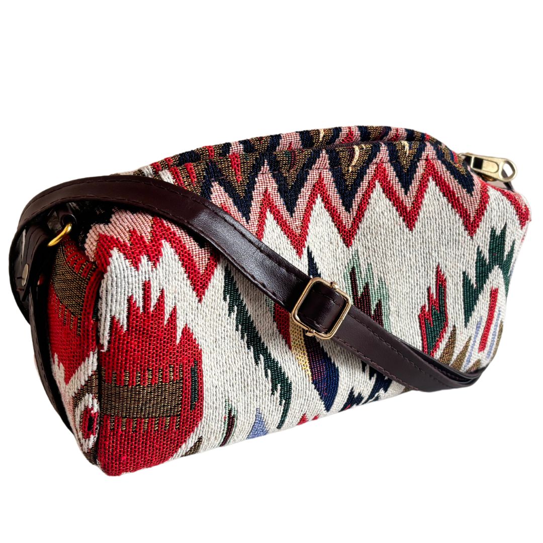 RajPadmini Eco-Friendly Premium Gifting Combo:- Women's Handbag Gifting Combo (Set of 5 Pieces including trending sunglass cover/tote bag/pouch) - The House of RajPadmini