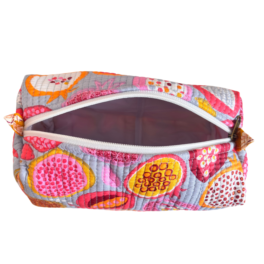 The Alfred Edition Travel Accessory:- Premium Waterproof Quilted Cotton Beauty/Travel Organizer Bag for Men & Women
