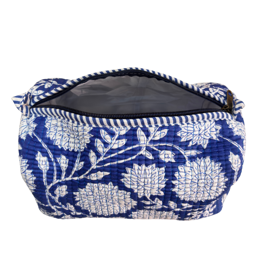 The Alfred Edition Travel Accessory:- Premium Handcrafted Waterproof Quilted Cotton Beauty/Travel Organizer Bag for Men & Women