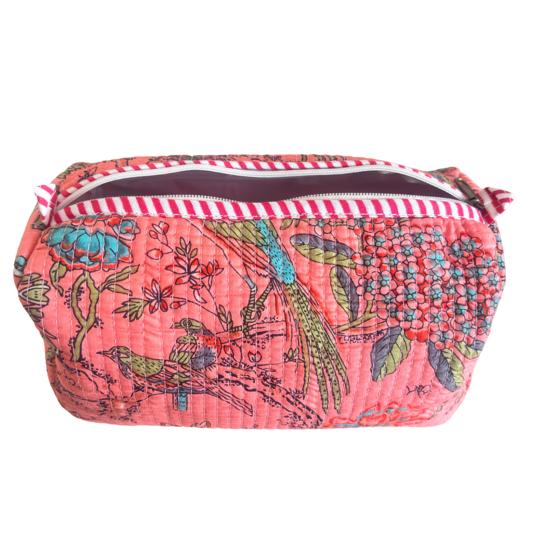 The Alfred Edition Travel Accessory:- Premium Handcrafted Waterproof Quilted Cotton Beauty/Travel Organizer Bag for Men & Women