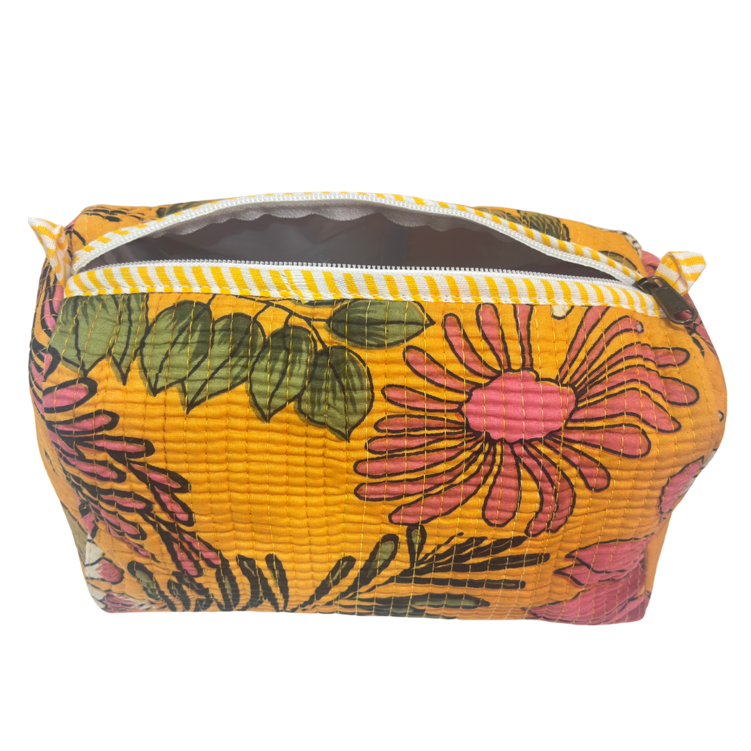 The Alfred Edition Travel Accessory:- Premium Handcrafted Waterproof Quilted Cotton Beauty/Travel Organizer Bag for Men & Women