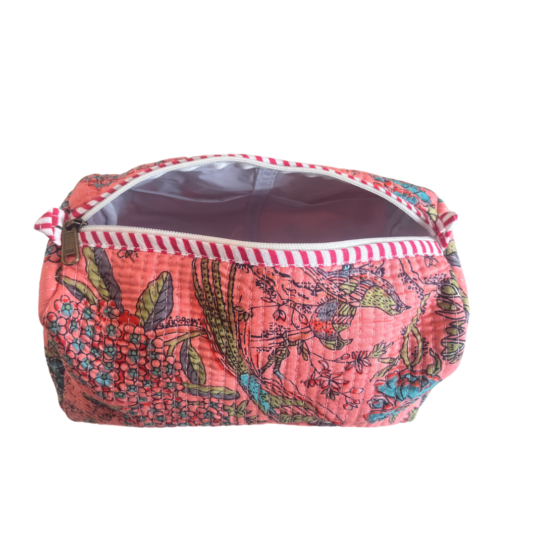 The Alfred Edition Travel Accessory:- Premium Handcrafted Waterproof Quilted Cotton Beauty/Travel Organizer Bag for Men & Women