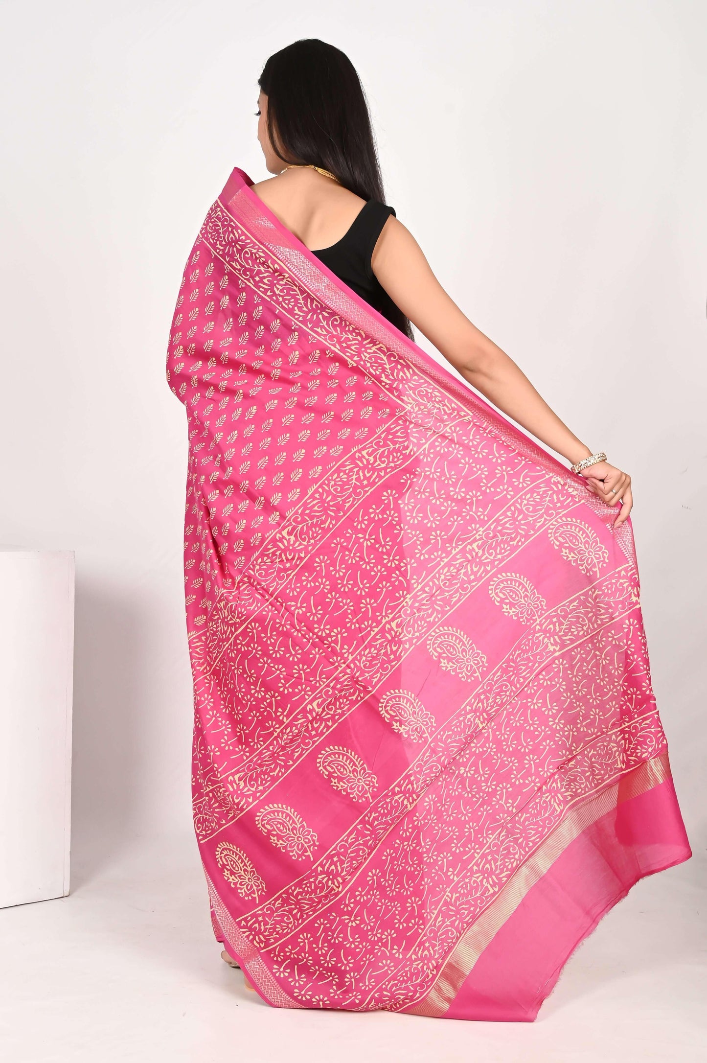Heavenly Pink Maheshwari Silk Saree - The House of RajPadmini
