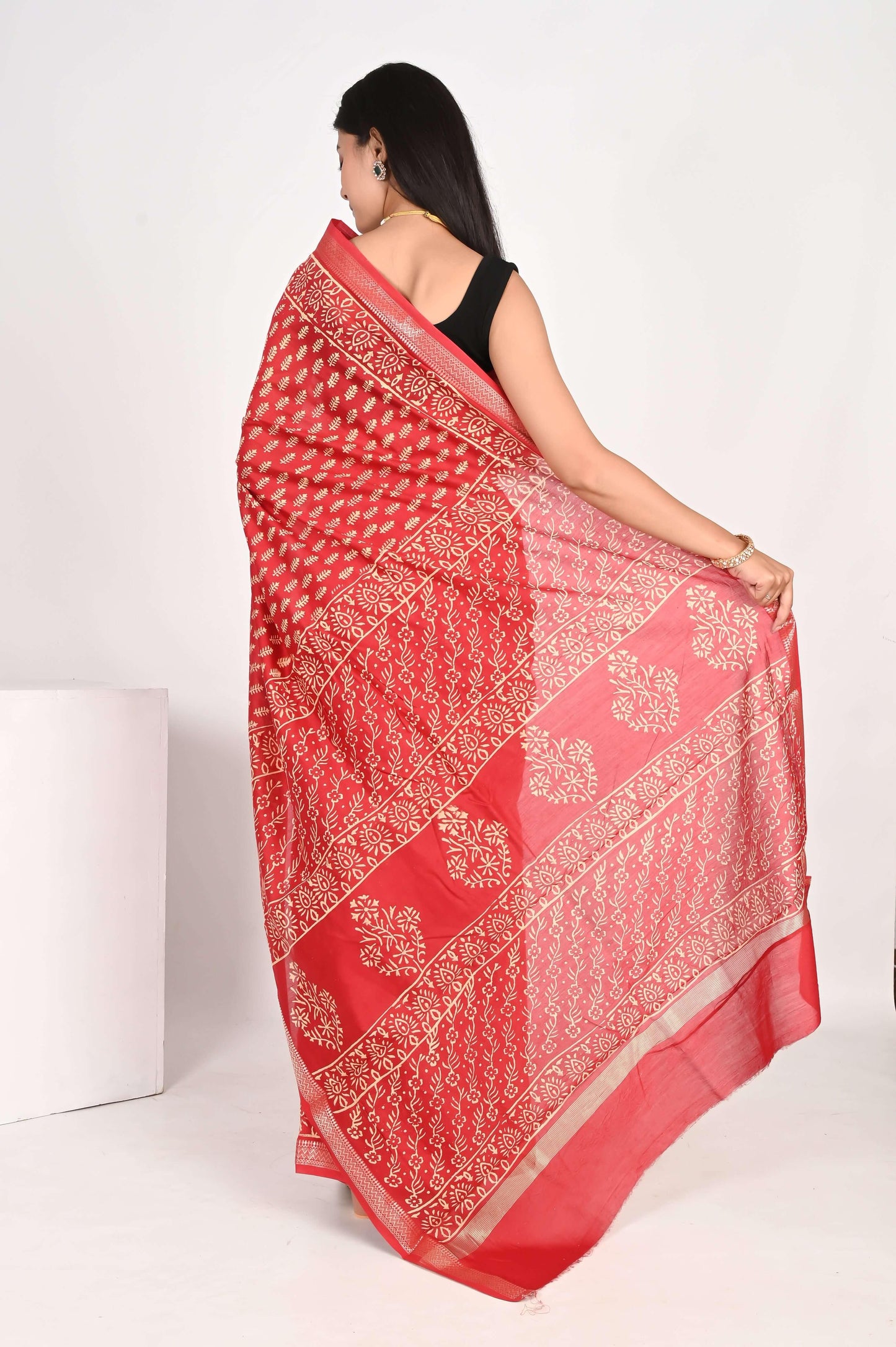 Fervent Red Maheshwari Silk Saree - The House of RajPadmini