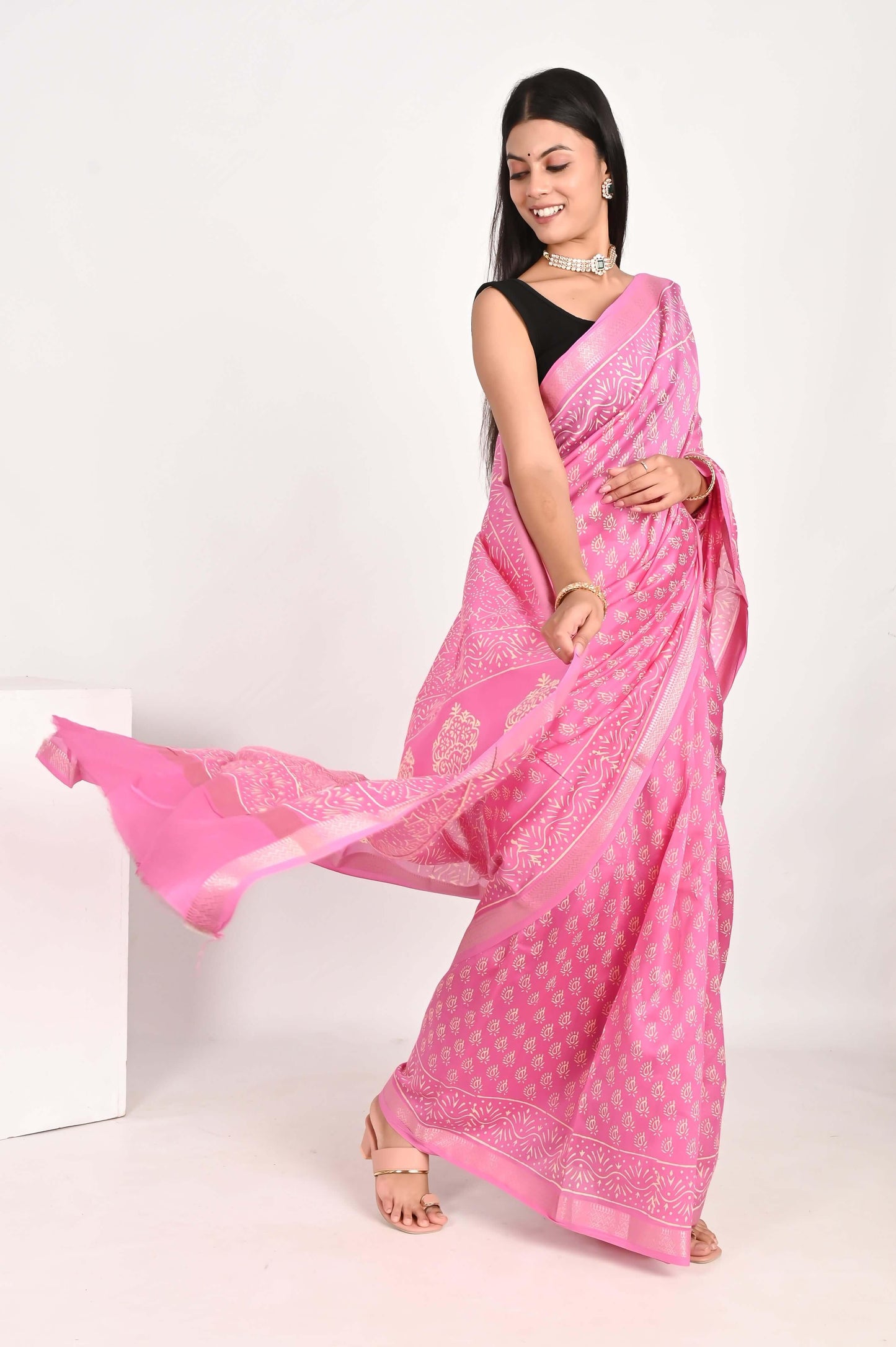 Rosy Pink Maheshwari Silk Saree - The House of RajPadmini