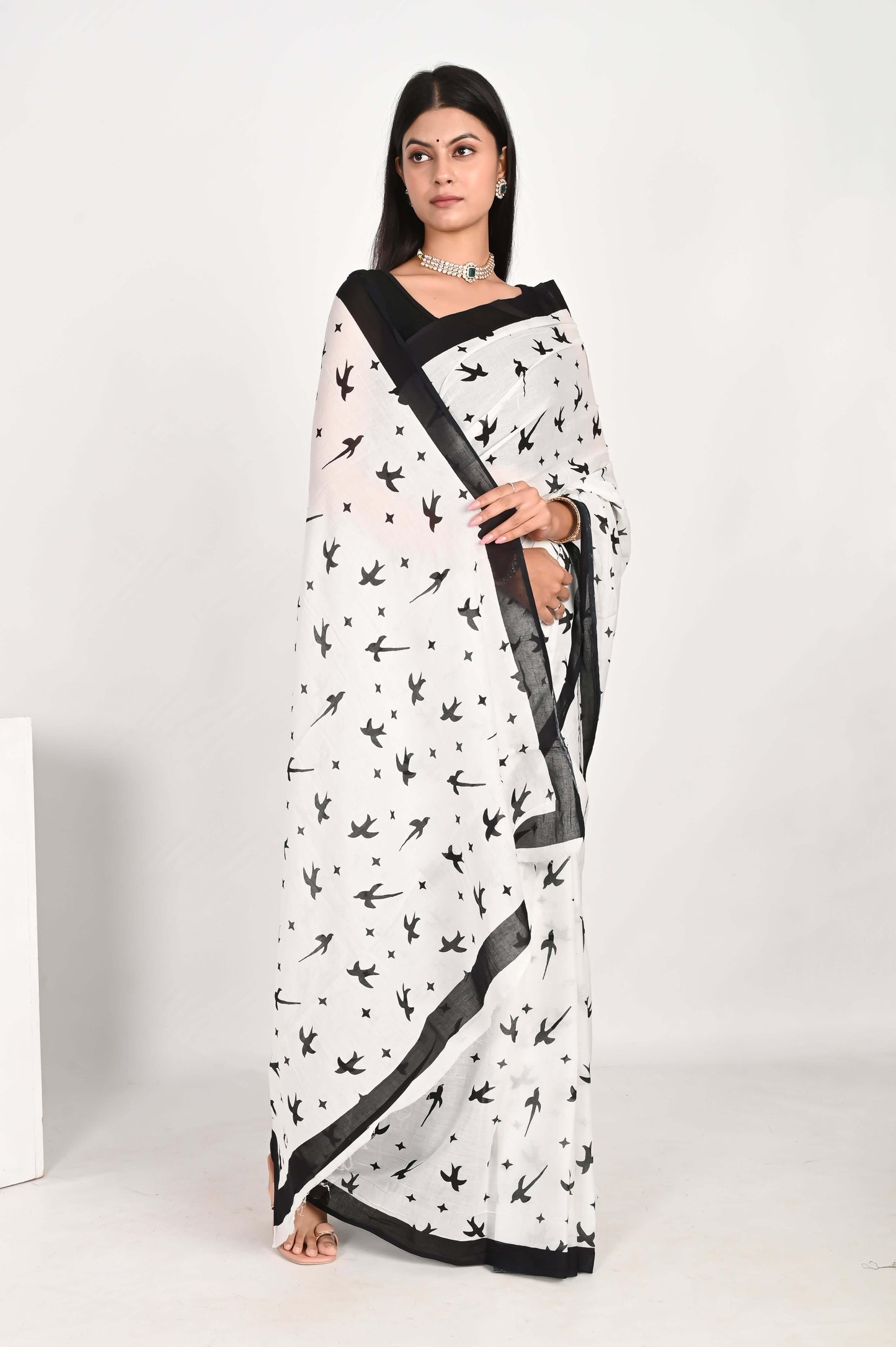 Hand Block Printed White Pure Mulmul Cotton Saree - The House of RajPadmini