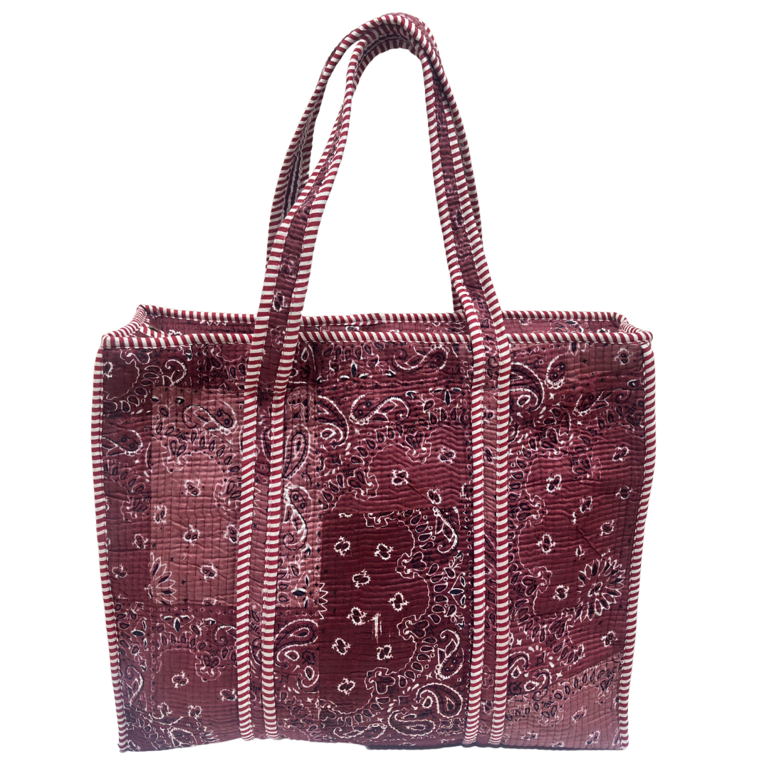 4-in-1 Festive Gifting COMBO : Premium Quilted Tote Bag + 3 Waterproof Pouches = Your Complete Organization Solution!