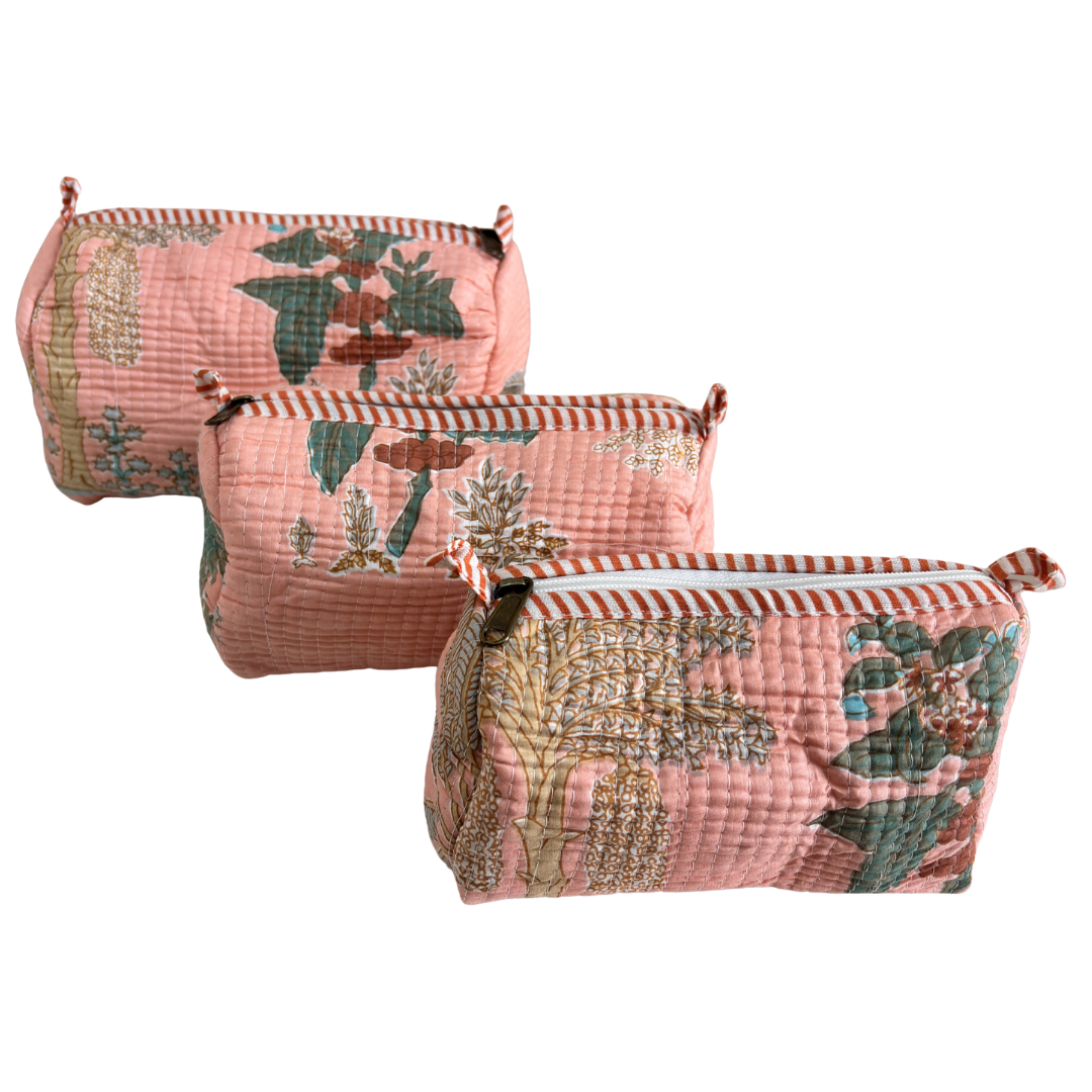 The Alfred Edition Multipurpose Travel Organizers:- Premium Handcrafted Waterproof Quilted Cotton Beauty/Travel Organizer Bag for Men & Women