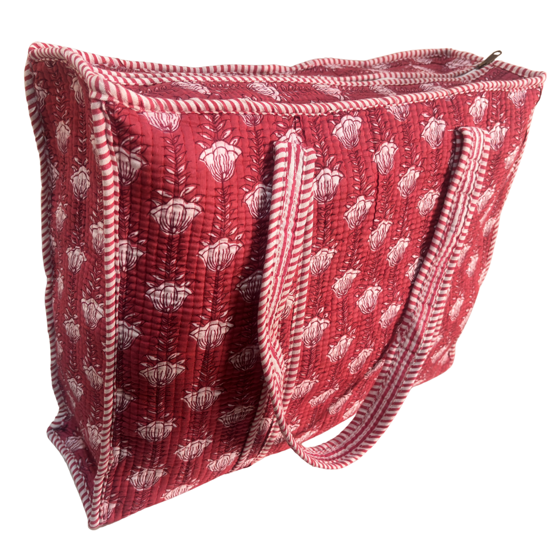 4-in-1 Festive Gifting COMBO : Premium Quilted Tote Bag + 3 Waterproof Pouches = Your Complete Organization Solution!