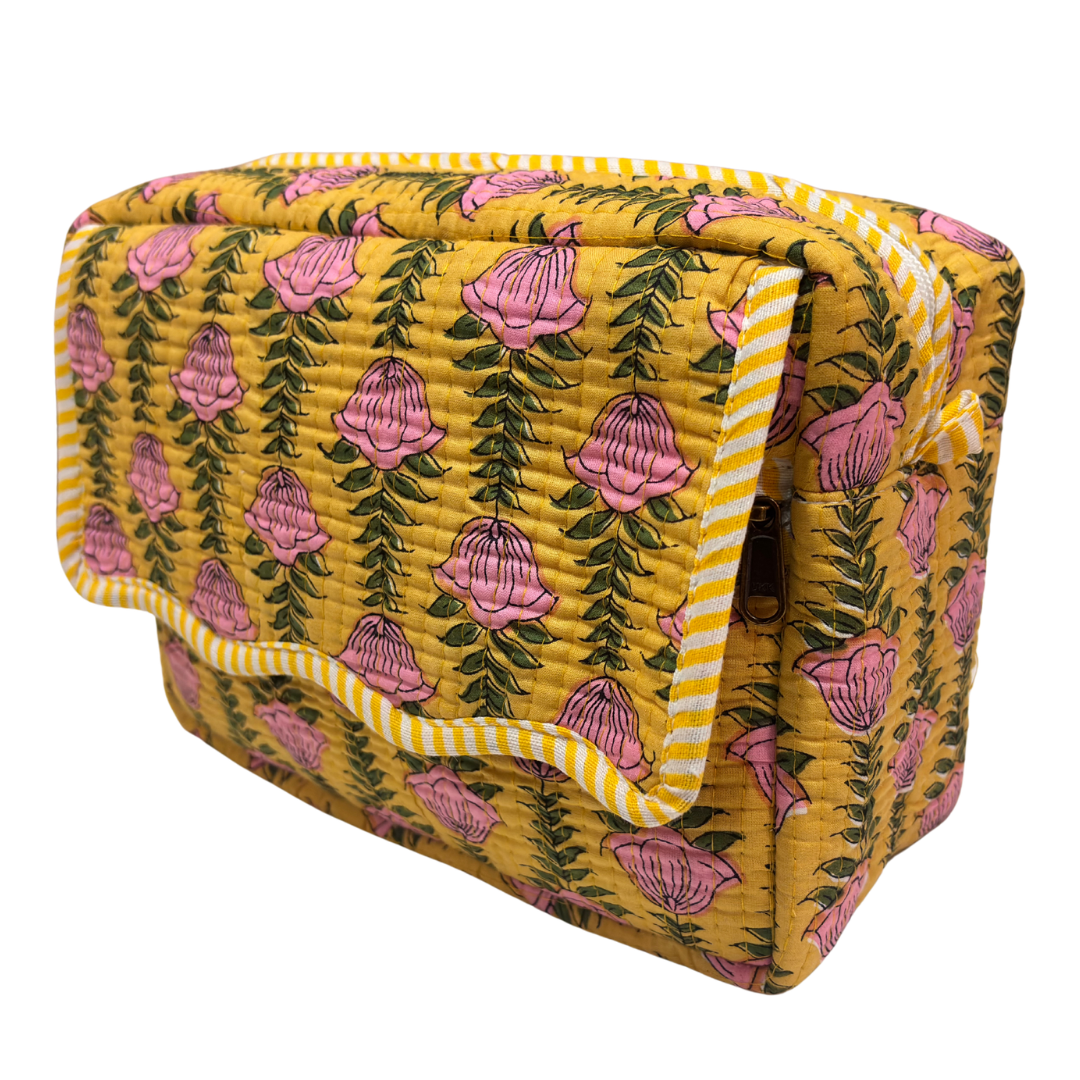 Interior view of RajPadmini cosmetic case — leak-proof parachute-fabric lining with four patch pockets