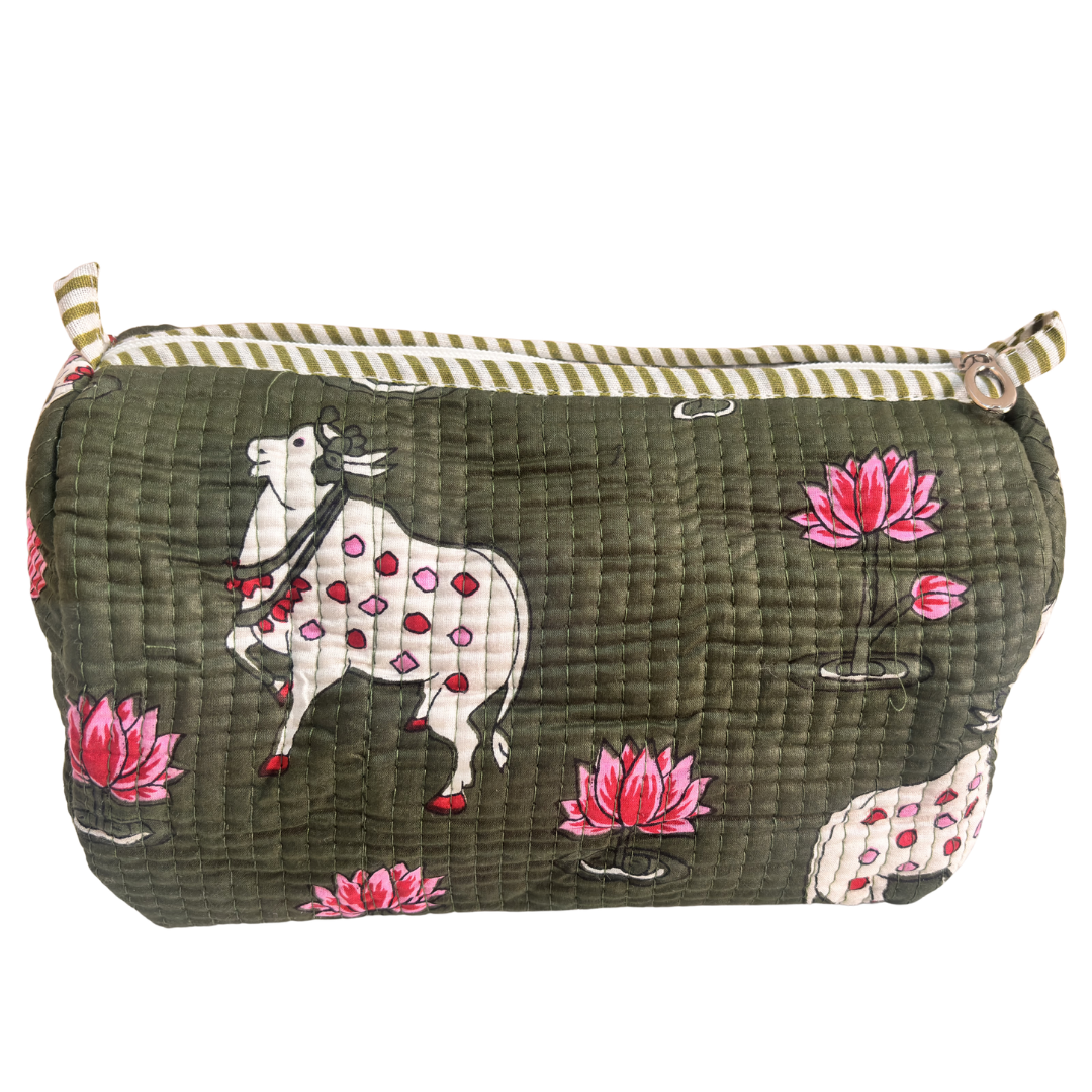 The Alfred Edition Multipurpose Travel Organizers:- Premium Handcrafted Waterproof Quilted Cotton Beauty/Travel Organizer Bag for Men & Women