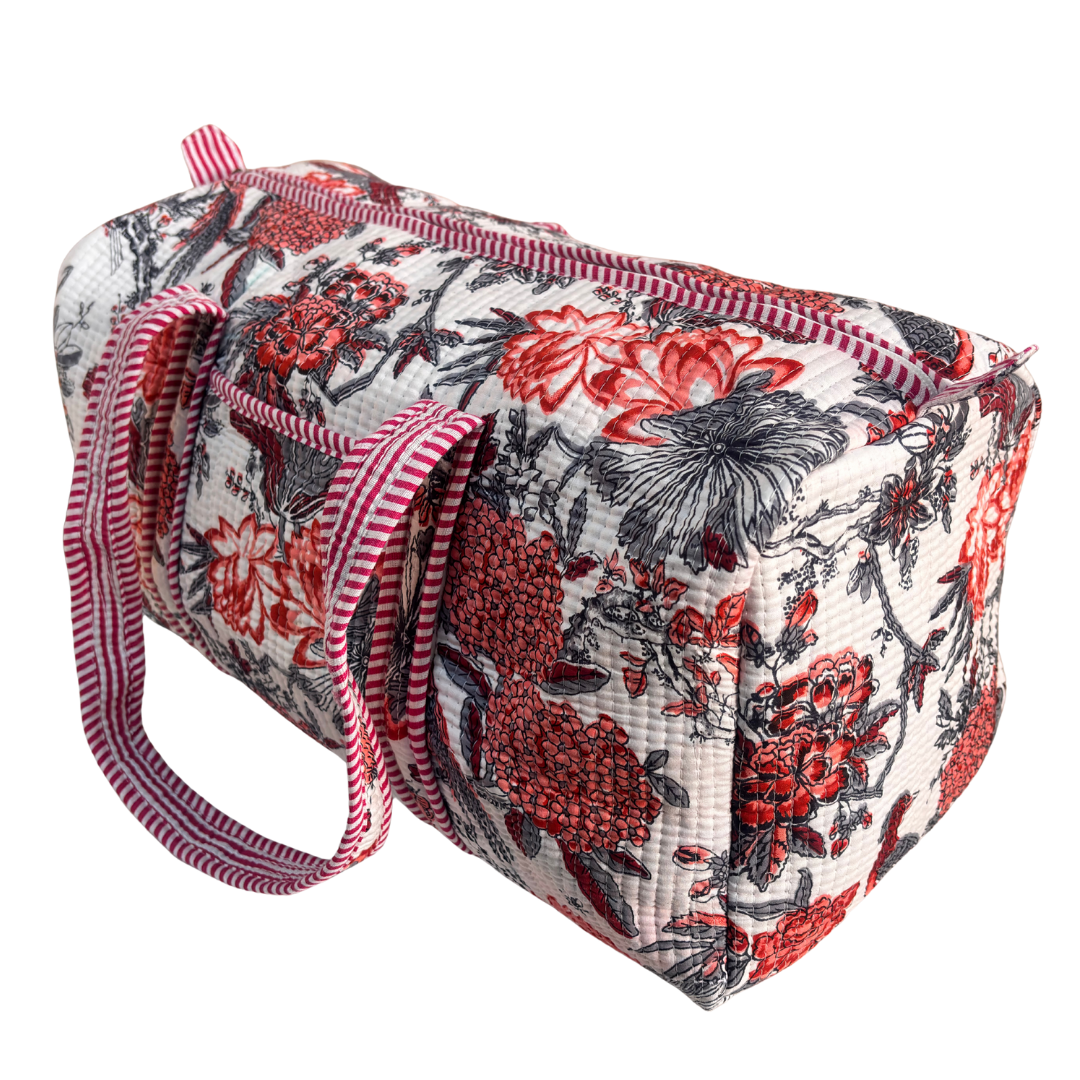Interior view of Pushkar Balloon quilted duffle (Floral White) with zip pocket and lining