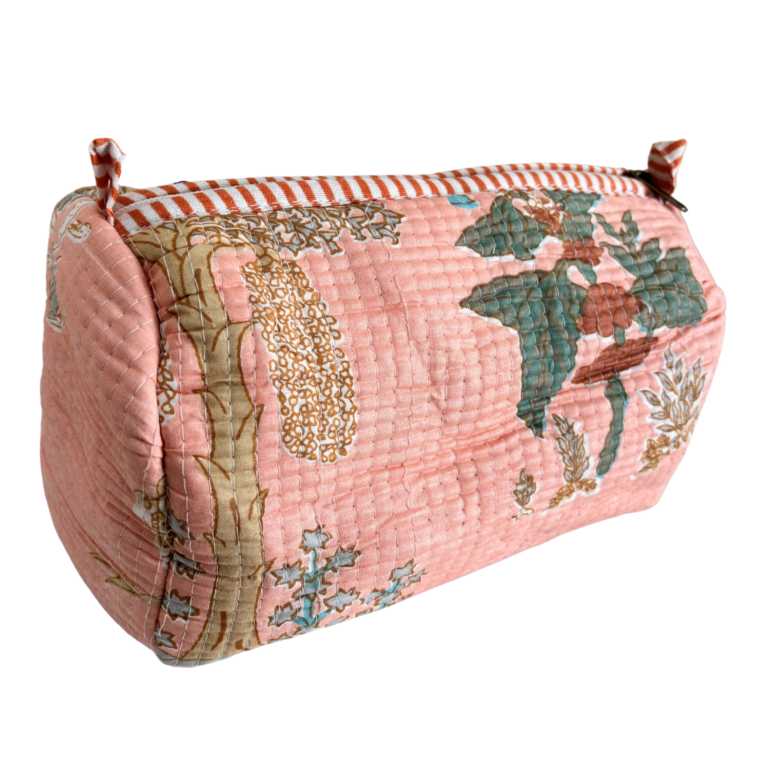 The Alfred Edition Multipurpose Travel Organizers:- Premium Handcrafted Waterproof Quilted Cotton Beauty/Travel Organizer Bag for Men & Women