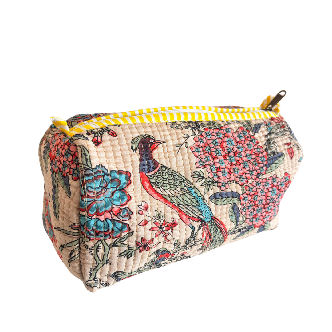 The Alfred Edition Multipurpose Travel Organizers:- Premium Handcrafted Waterproof Quilted Cotton Beauty/Travel Organizer Bag for Men & Women