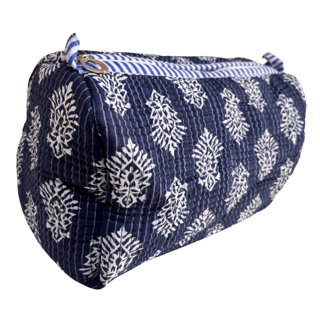 The Alfred Edition Multipurpose Travel Organizers:- Premium Handcrafted Waterproof Quilted Cotton Beauty/Travel Organizer Bag for Men & Women