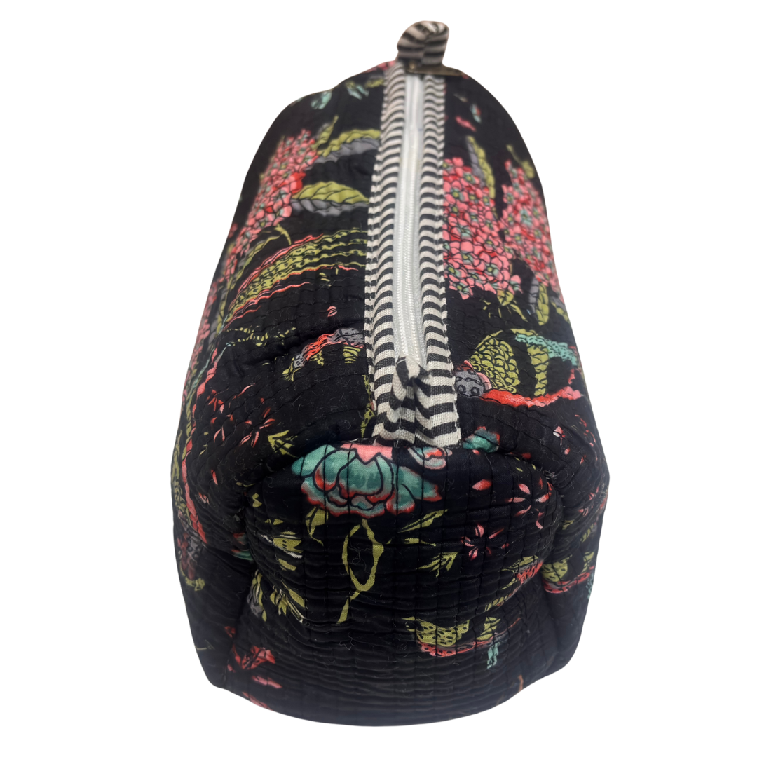 The Alfred Edition Multipurpose Travel Organizers:- Premium Handcrafted Waterproof Quilted Cotton Beauty/Travel Organizer Bag for Men & Women