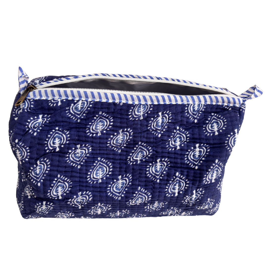 The Alfred Edition Multipurpose Travel Organizers:- Premium Handcrafted Waterproof Quilted Cotton Beauty/Travel Organizer Bag for Men & Women