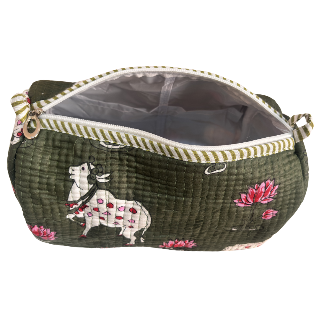 The Alfred Edition Multipurpose Travel Organizers:- Premium Handcrafted Waterproof Quilted Cotton Beauty/Travel Organizer Bag for Men & Women