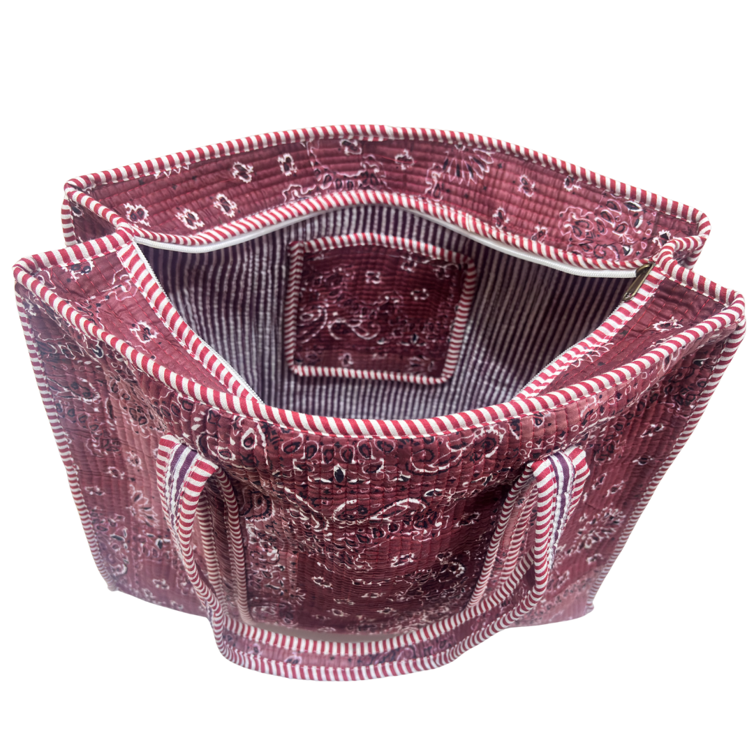 4-in-1 Festive Gifting COMBO : Premium Quilted Tote Bag + 3 Waterproof Pouches = Your Complete Organization Solution!