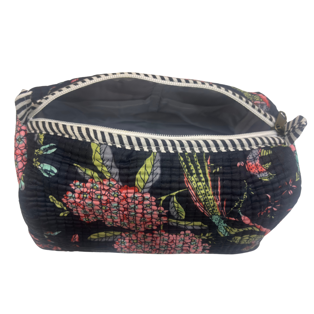 The Alfred Edition Multipurpose Travel Organizers:- Premium Handcrafted Waterproof Quilted Cotton Beauty/Travel Organizer Bag for Men & Women