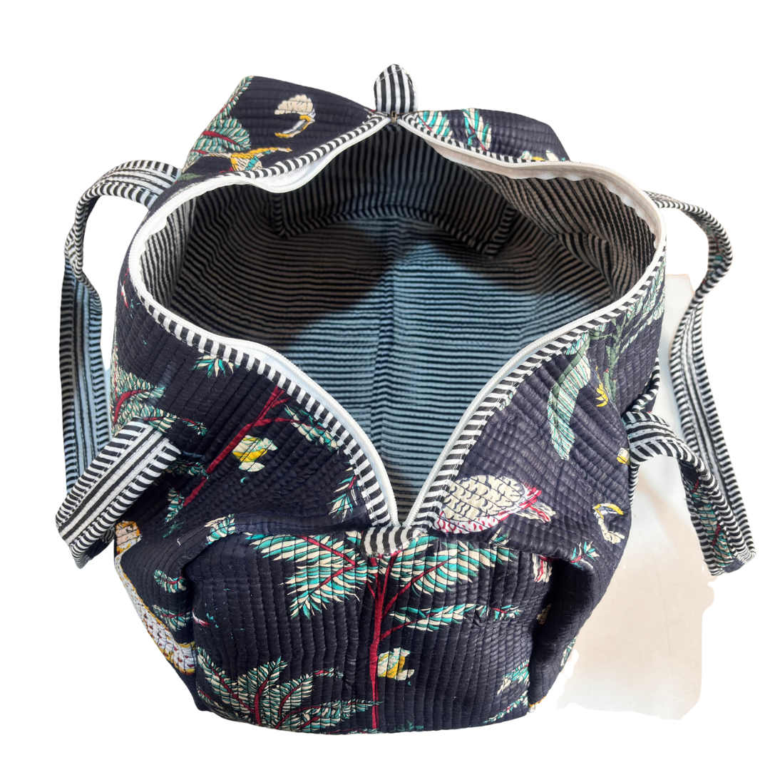 Pushkar Balloon Quilted Heritage Duffle (Black variant) — 18 x 16 x 10 inches, handcrafted in Jaipur, India