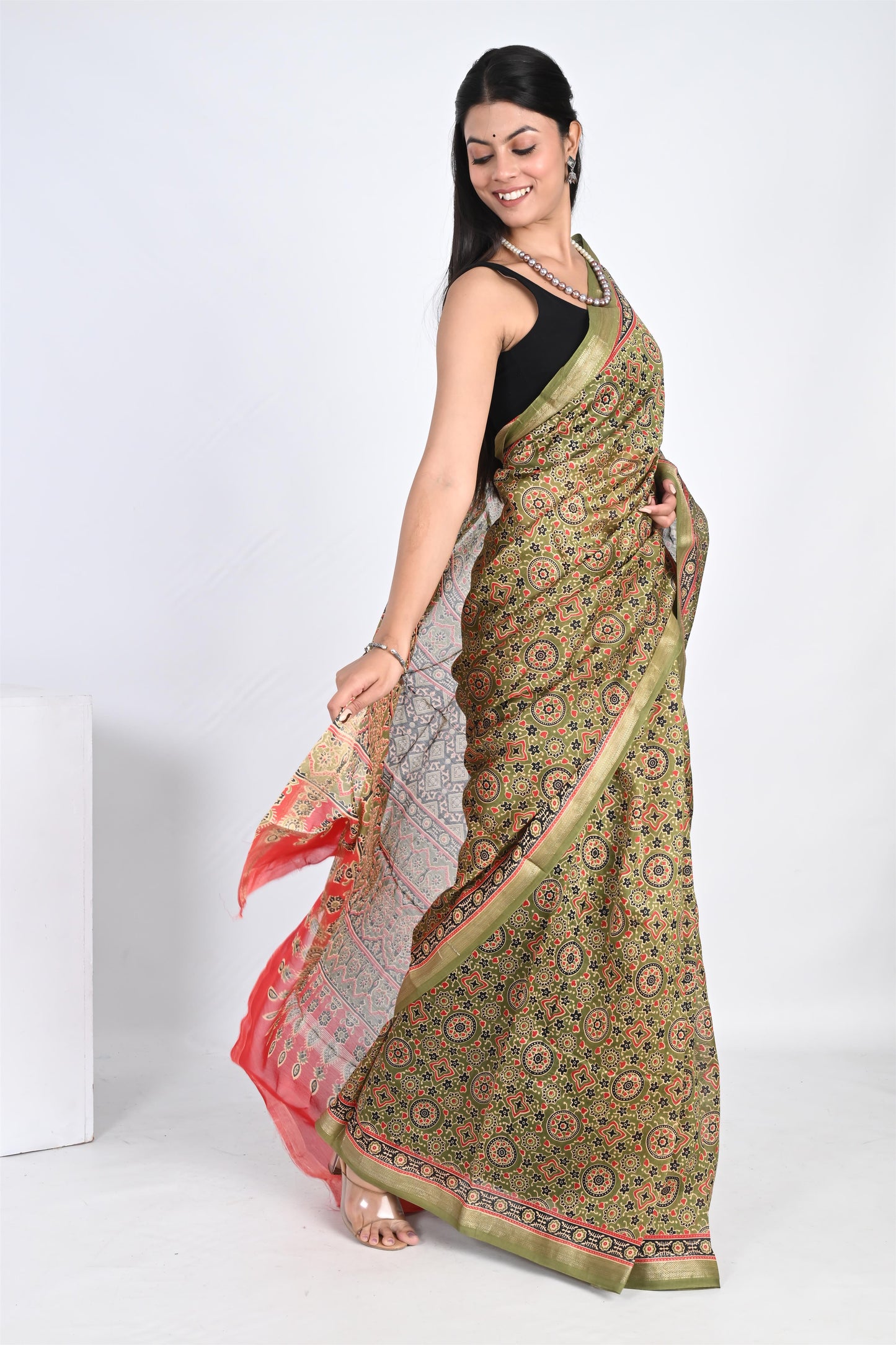 The Mehendi Magic - Hand Block Printed Lush Green Maheshwari Silk Saree