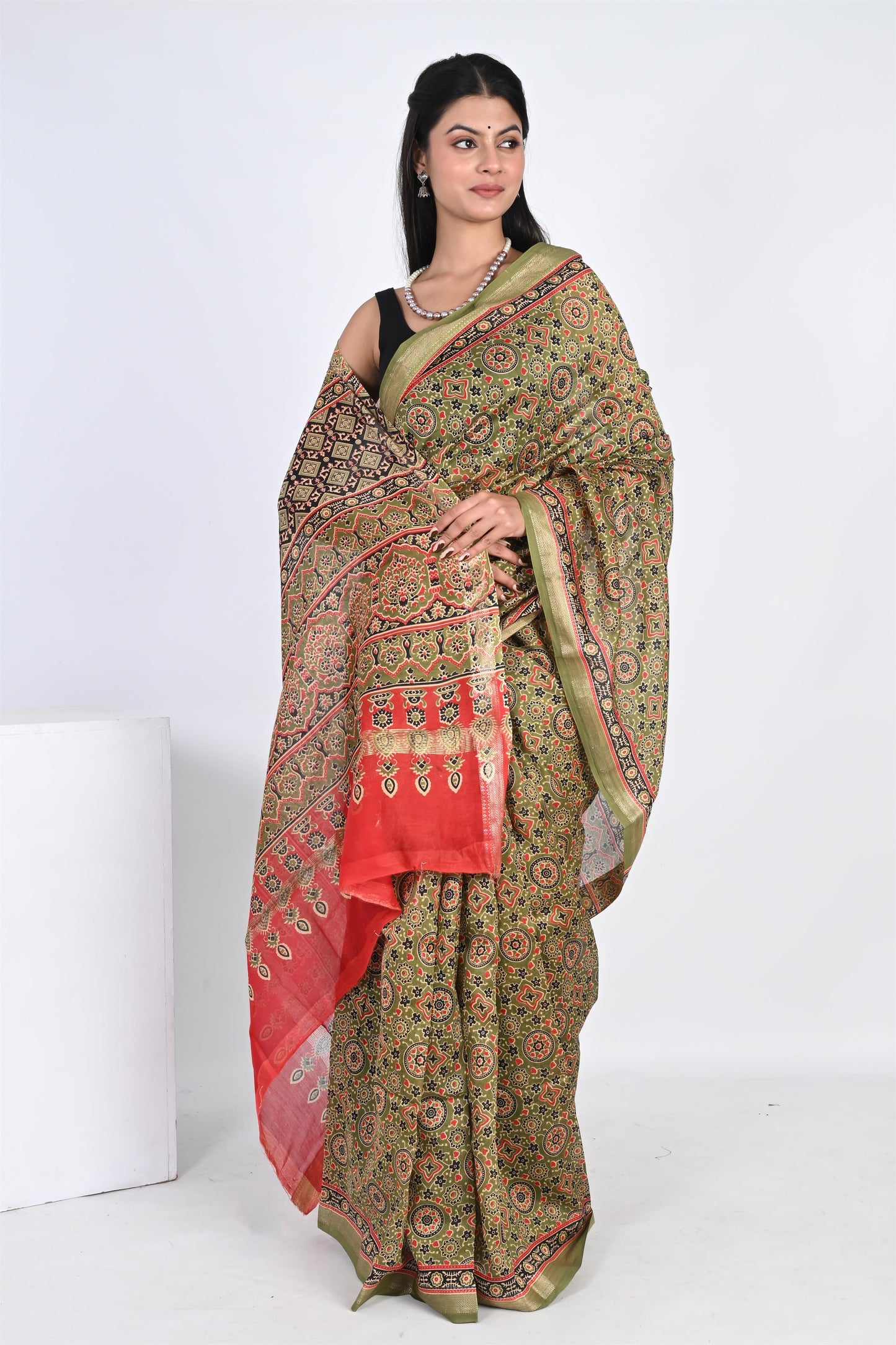 The Mehendi Magic - Hand Block Printed Lush Green Maheshwari Silk Saree